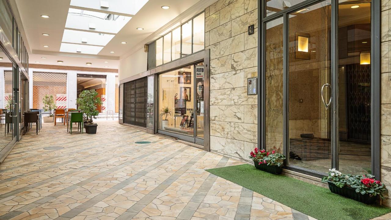 Ferienwohnung Italianway - Galleria Unione Mailand Exterior foto